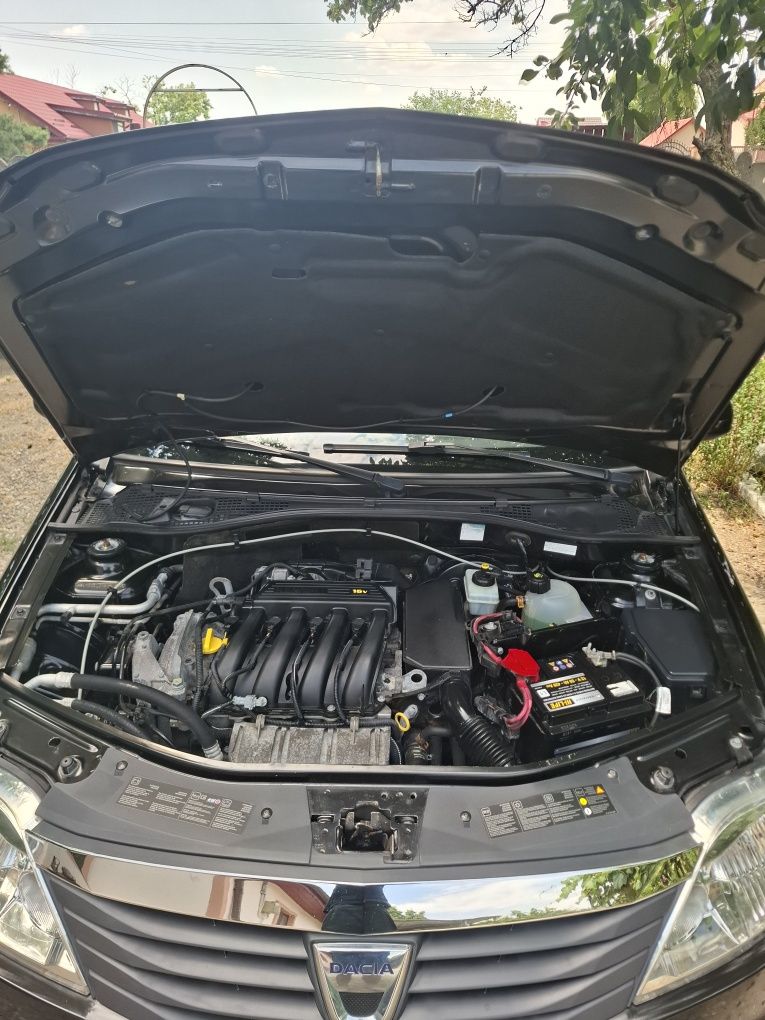 Dacia Logan Mcv/1.6 Benzină/An 2012 luna 11