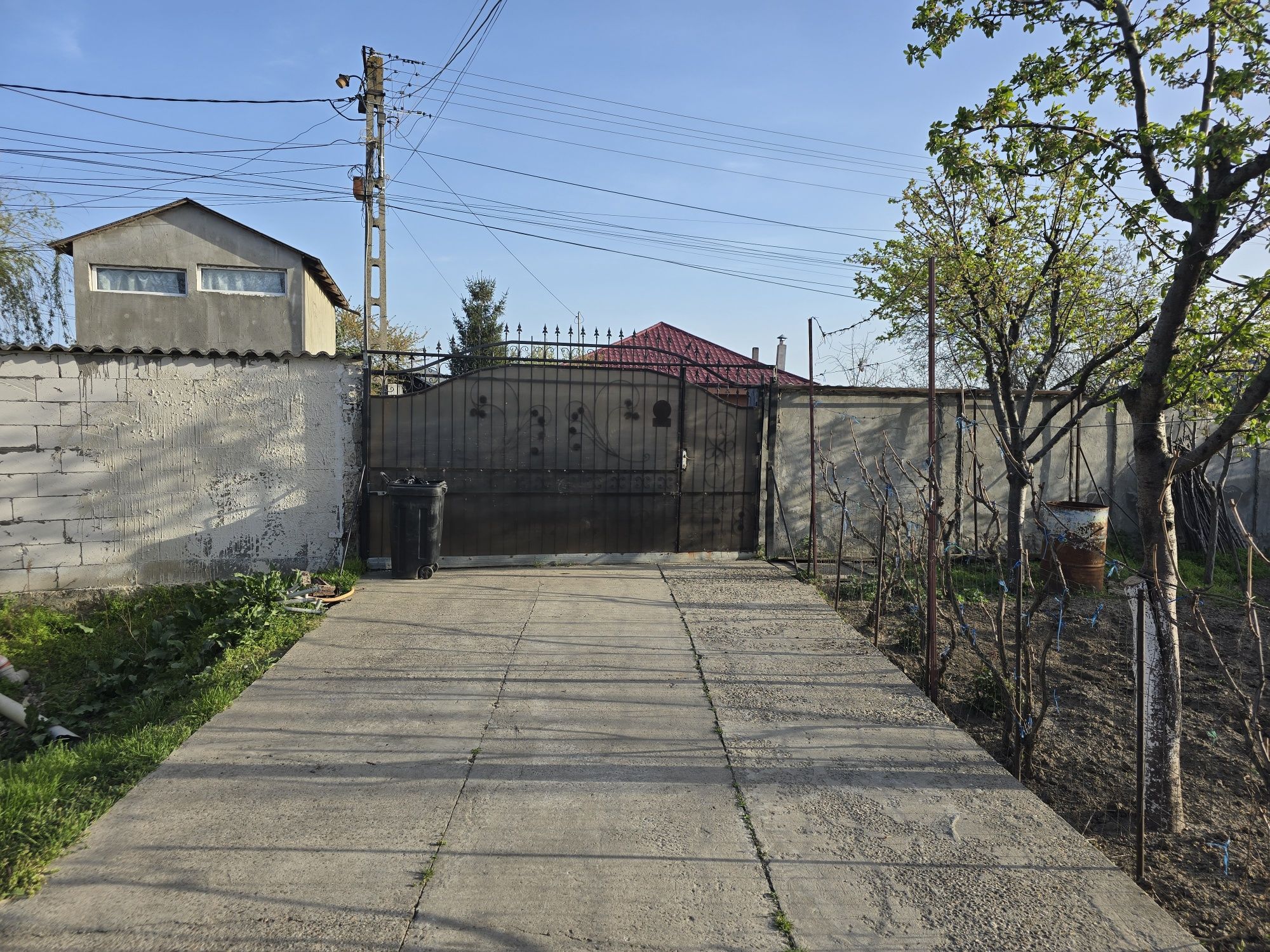 Vând casa Smardan