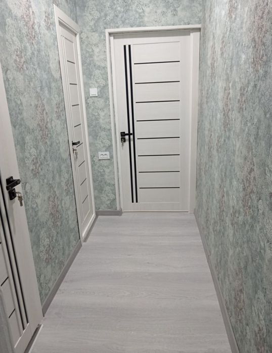 Продаю на Авиасозлар  2/2/4