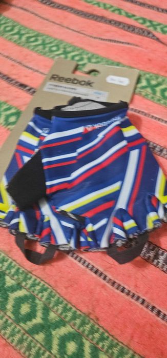 manusi antrenament reebok