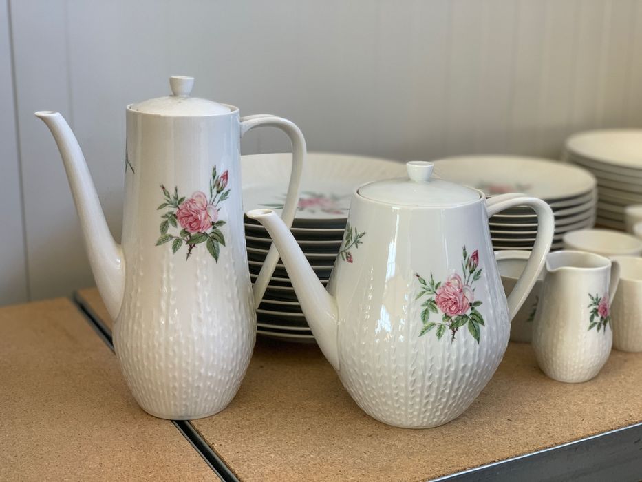 Hutschenreuther - Exzellenz - Rosita порцеланов сервиз