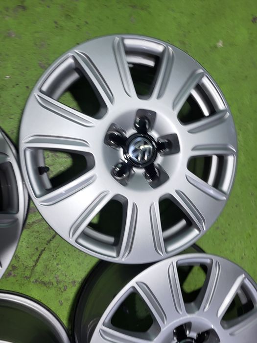 16 5x112 Vw Tiguan Passat Touran Caddy Skoda Audi Q3