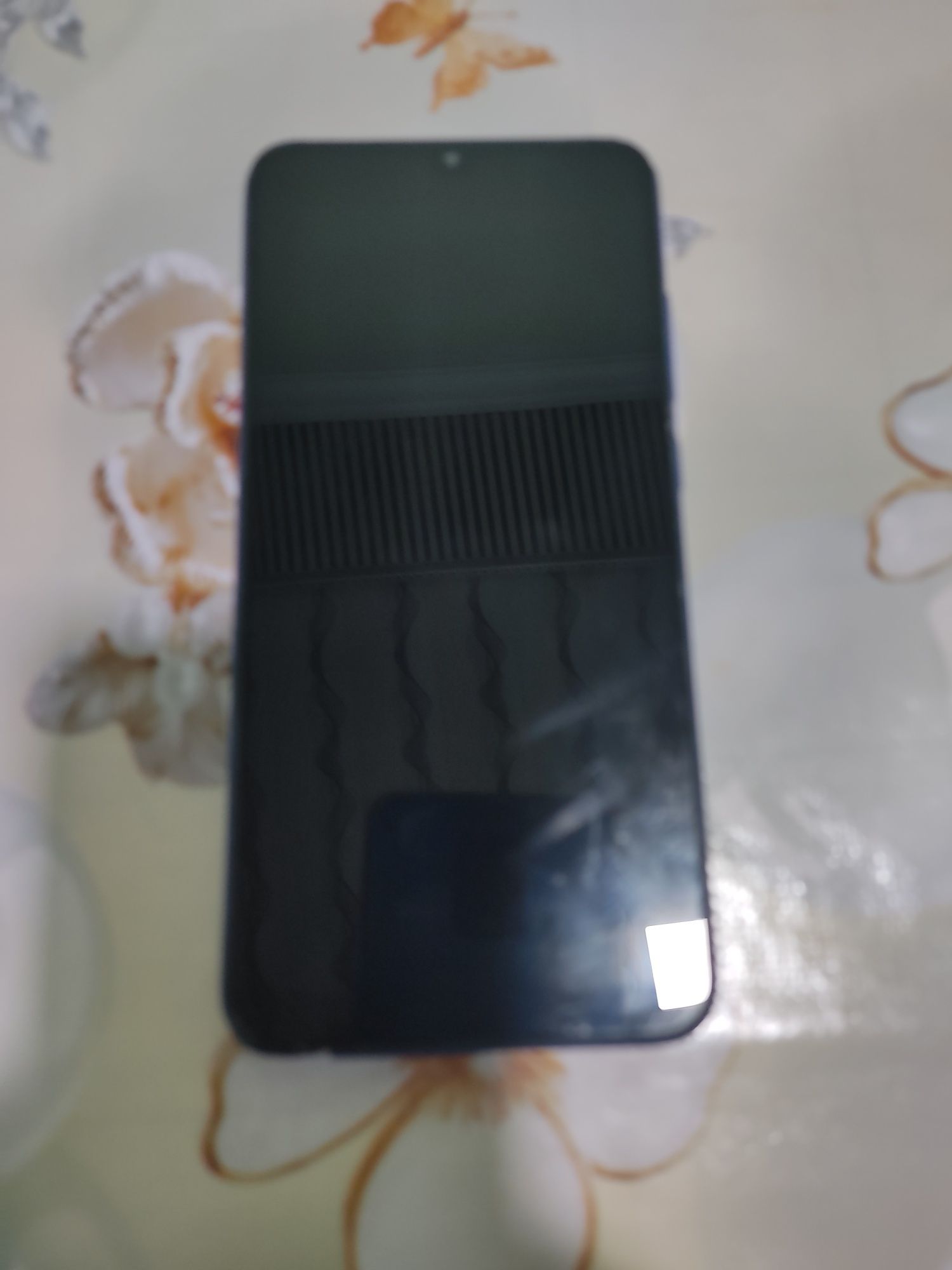 Redmi-8 srochna sotiladi
