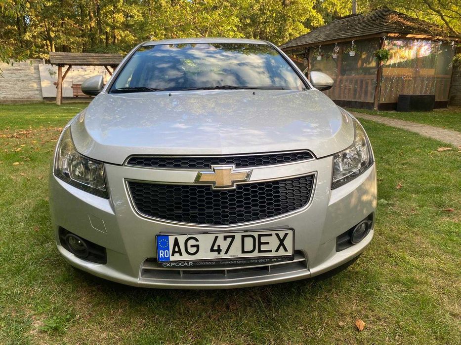Chevrolet Cruze 1.6 cu doar 49000 km