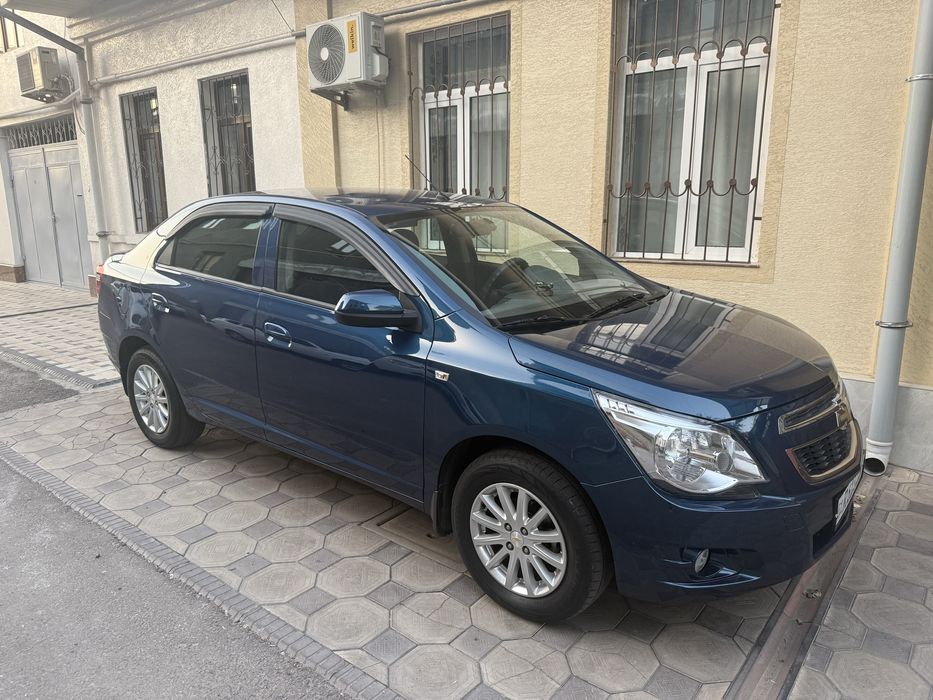 Продаю свою машину