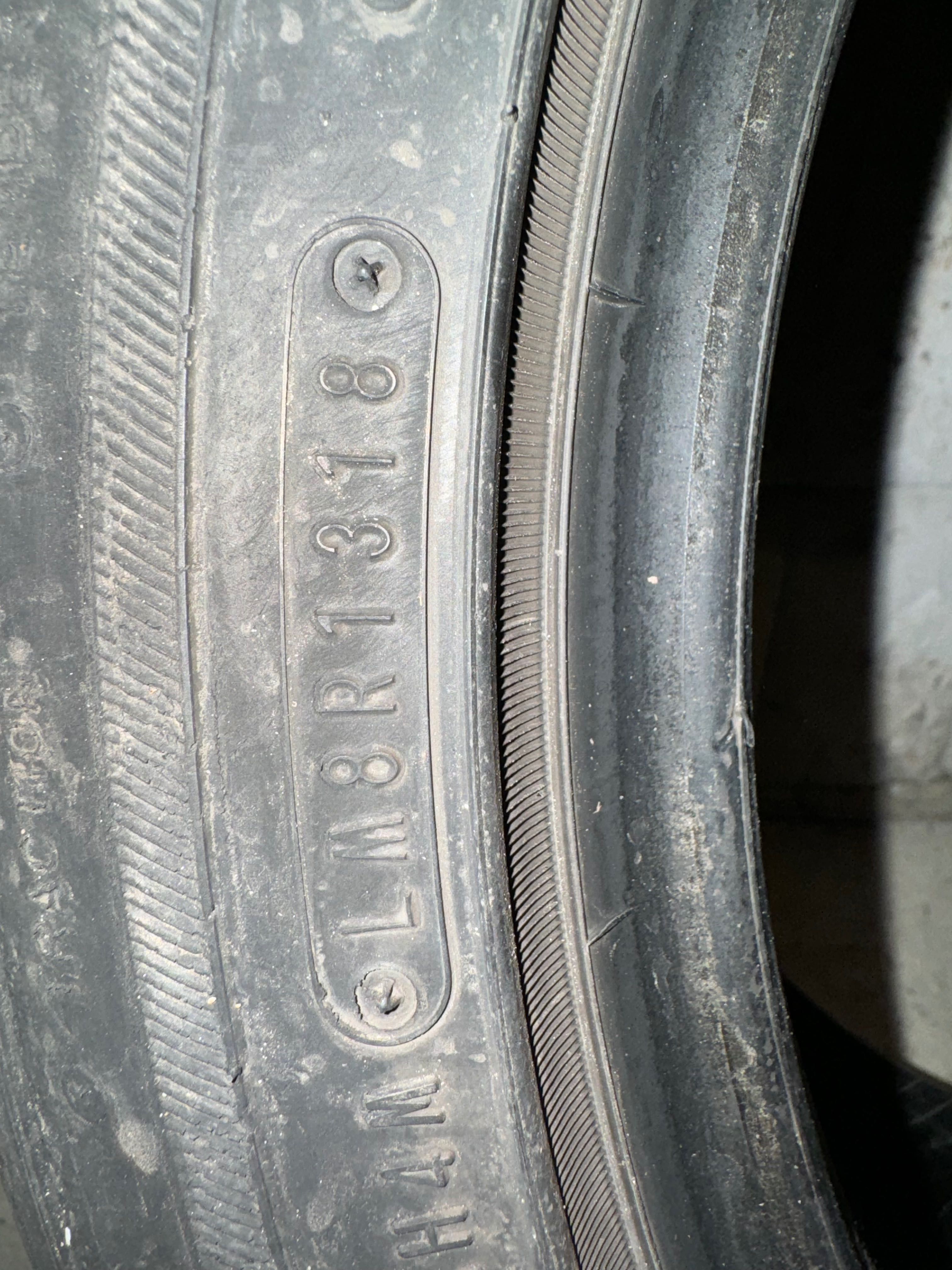 Летни гуми Falken 2 броя 215/50/17 дот 2018