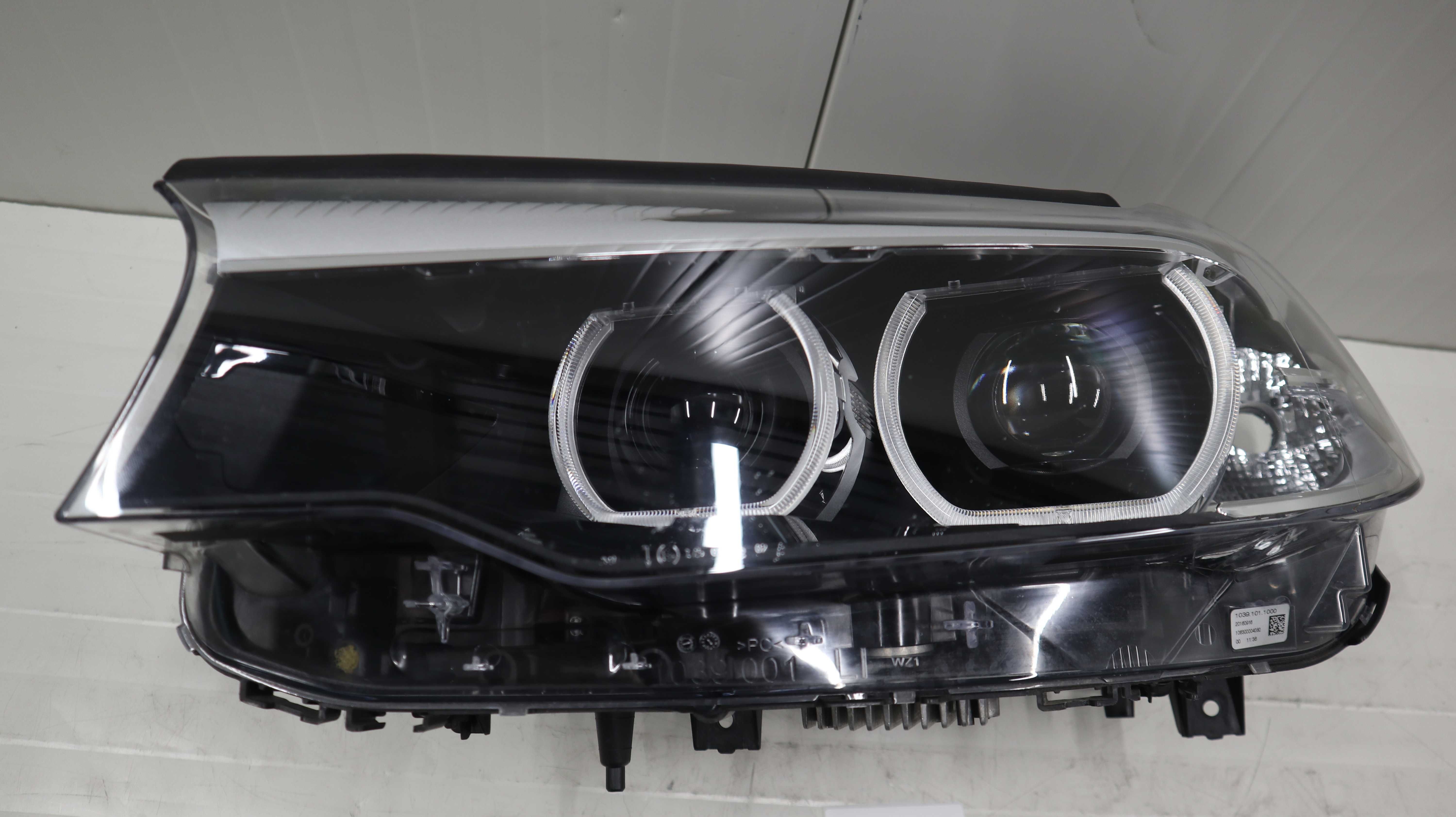 Ляв лед фар БМВ Г30/Г31 BMW G30/G31