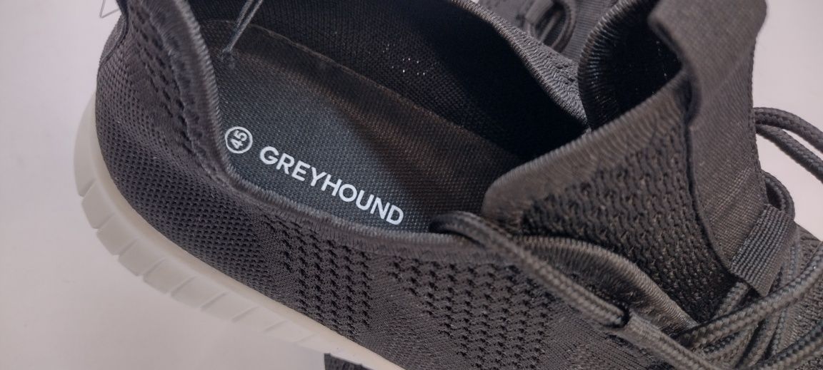 Мъжки маратонки Greyhound 45 номер. Нови в оригинална кутия.
