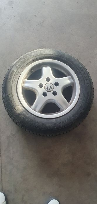 Vând anvelope 195 65 15 +jante