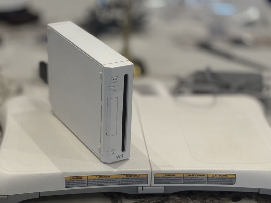 Nintendo Wii+ 30 jocuri instalate