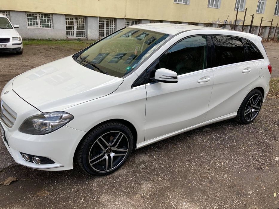 Мерцедес Бенц Б 180