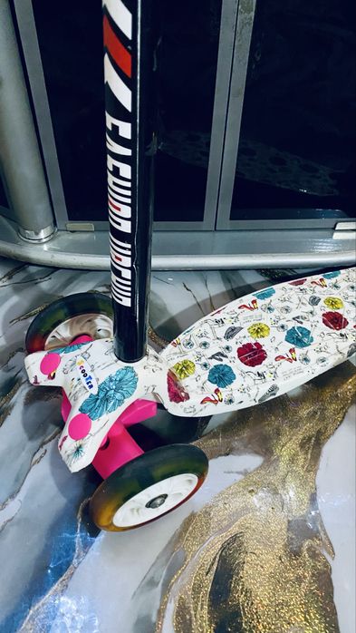 Детский самокат 3-10 лет. Металл. Бренд”Scooter”. 4 гелевых колеса.