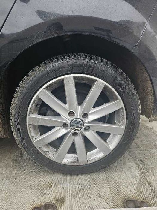 Dezmembrez VW GOLF 6 1.4 CAX 90KW an 2010 volan stanga