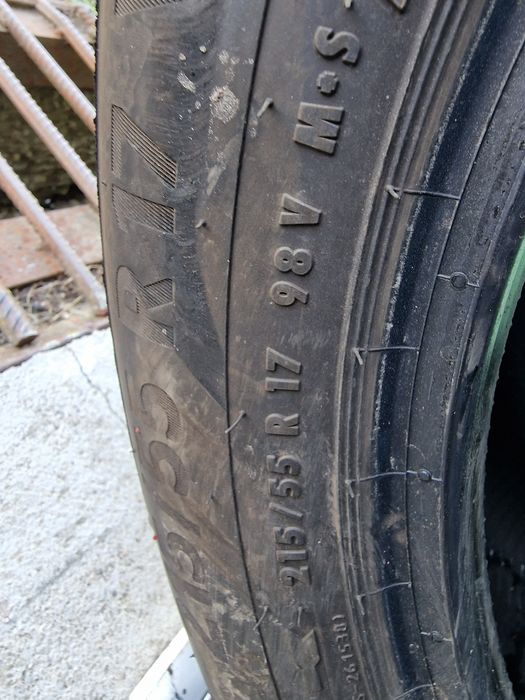 Anvelope 215/55R17 marca Continental, M +S, DOT 2022