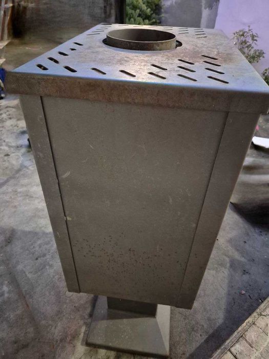 soba metalica pentru caldura