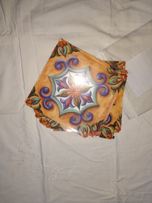 Plăci decorative autocolante de podea, perete .