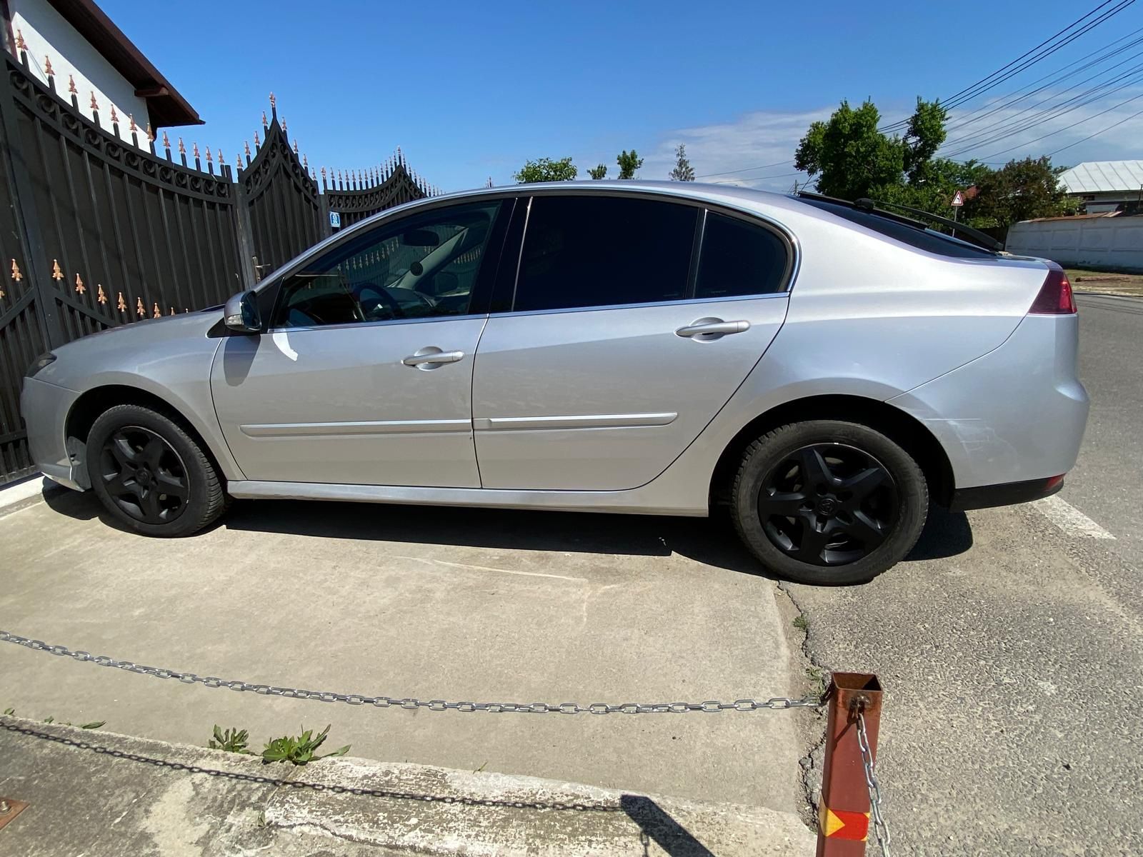 Vând Renault Laguna 3