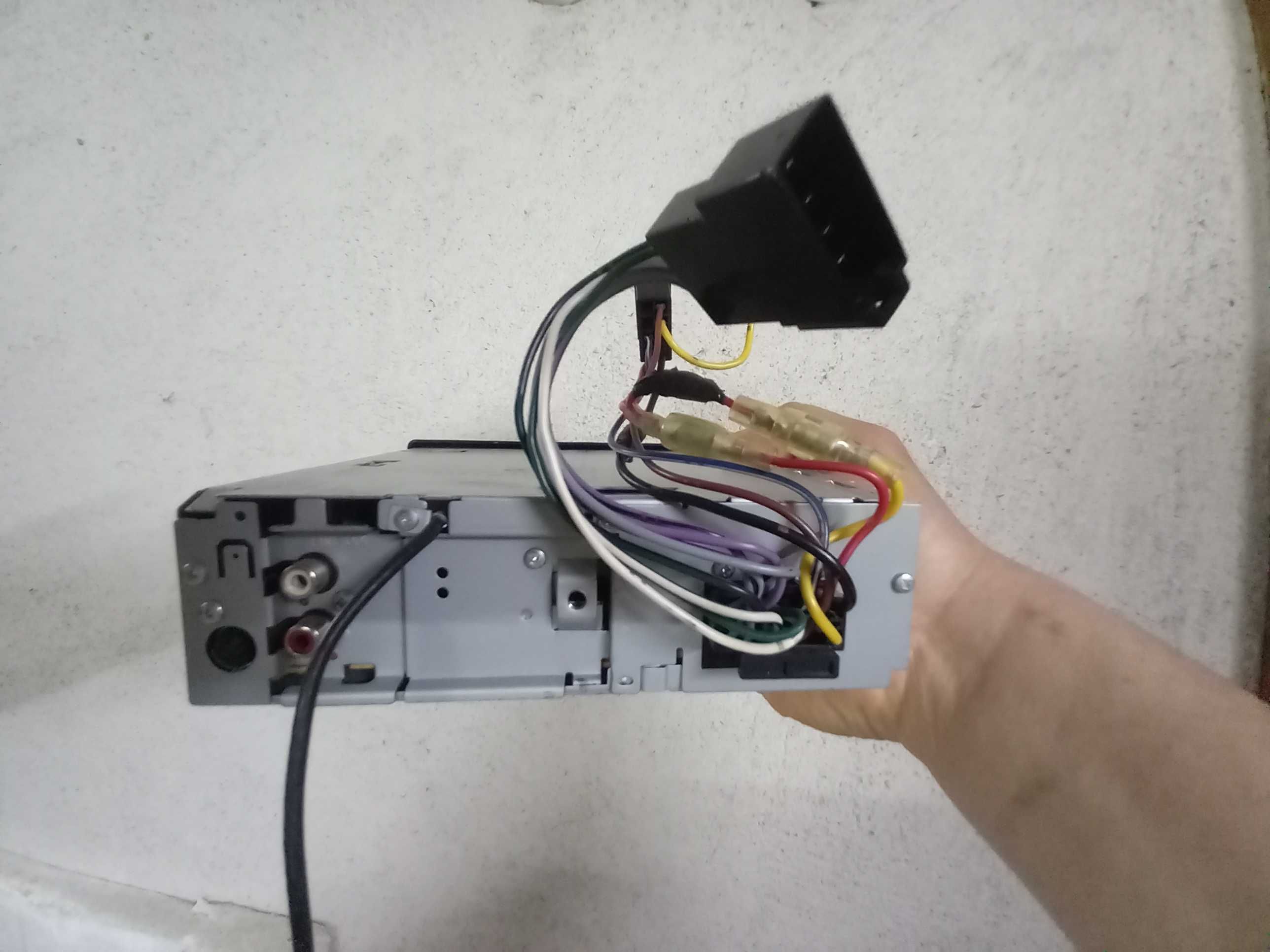 Продавам CD MP3  за кола