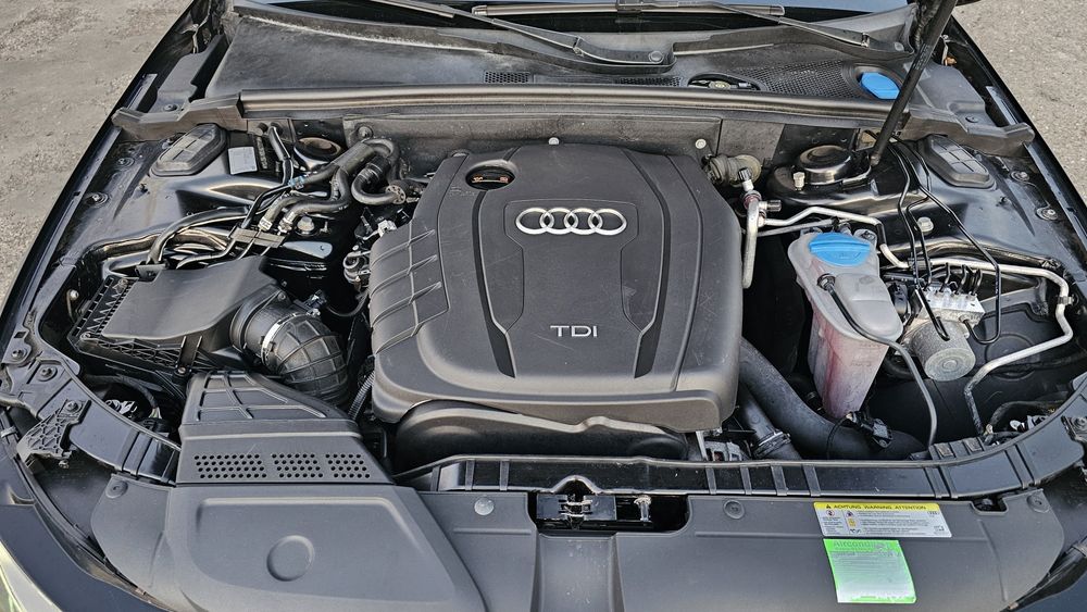 Audi A4 B8.5 S-line 2.0 TDI