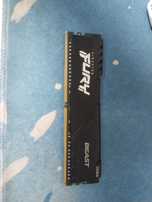 ОЗУ 16гб DDR4 3200 hyper X fury