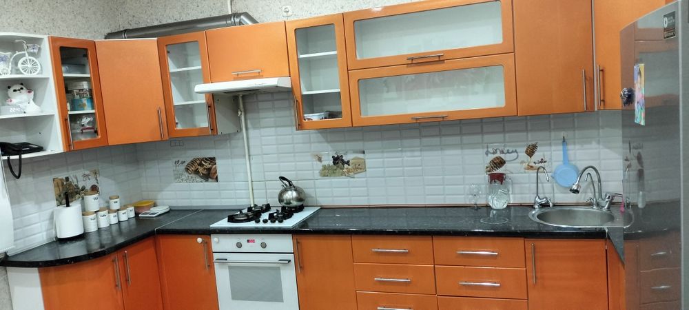 Продам газ.плиту
