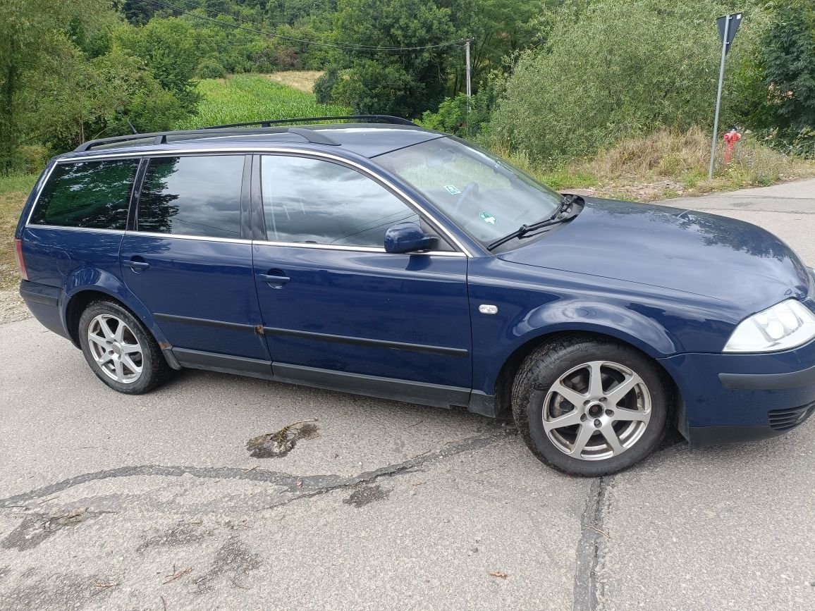 Vand passat b 5 . 5 1.9 tdi  itp Nou