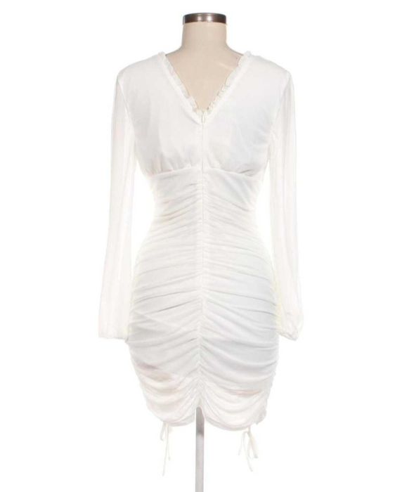 Секси бяла рокля