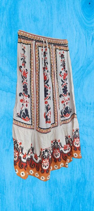 Fusta lunga crem cu print floral si broderie