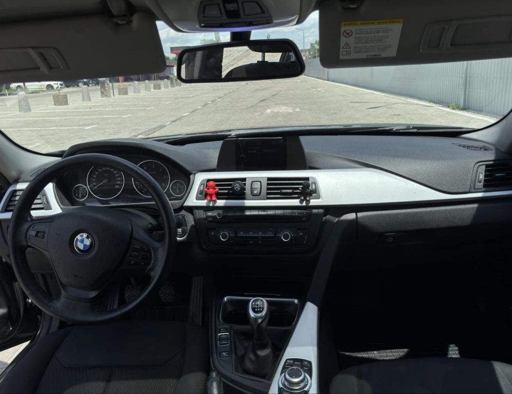 Vand bmw f30 318D, an 2012