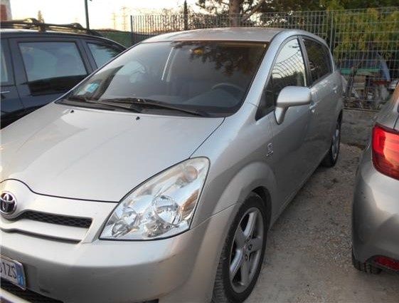 3 брояТойота Корола Версо 2,0 д 116 кс177кс. 06 г.TOYOTA COROLLA VERSO