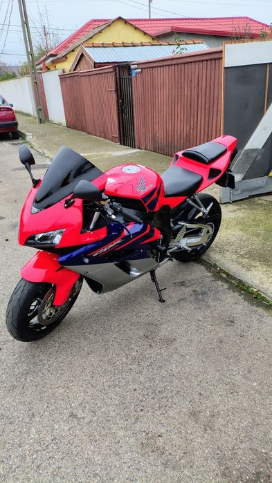 Honda cbr 1000 rr