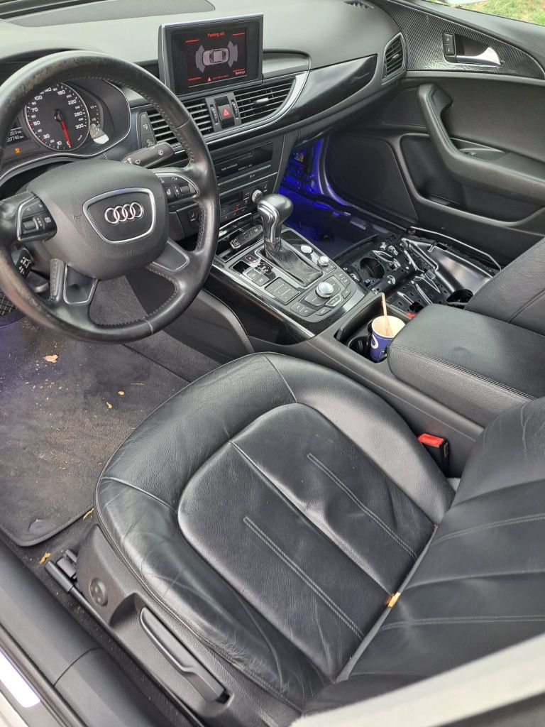 Dezmembrez Audi a6 c7 3.0 d an 2012