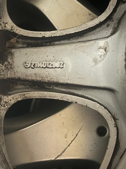 Vând jante mercedes benz