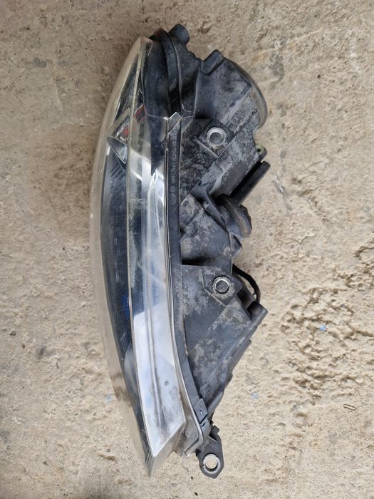 Faruri Volkswagen Golf 6