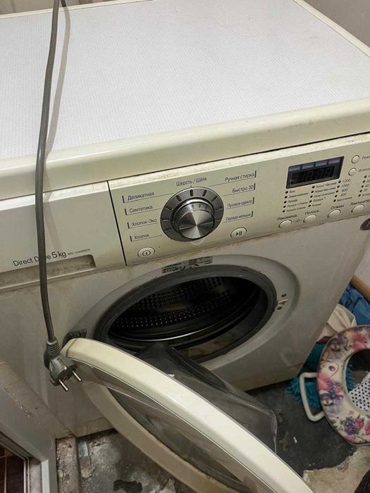 Продам б/у духовку, стиральную машины, микроволновку неработающие