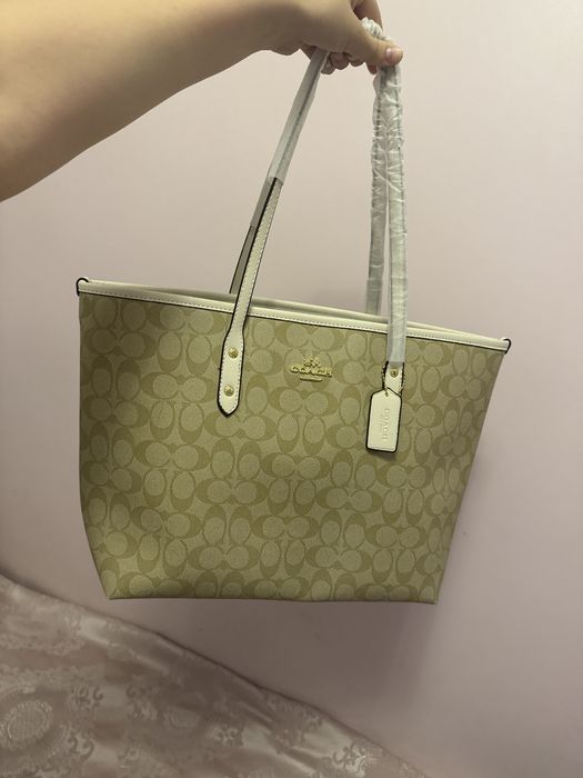 Сумка шоппер Coach бежевый