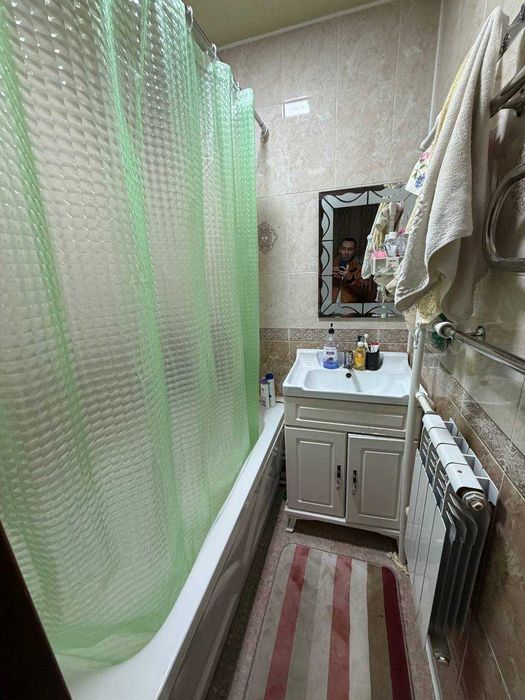 Продаётся 2х комн квартира на 5 этаже Ор-р  6 микрорайон Мадина