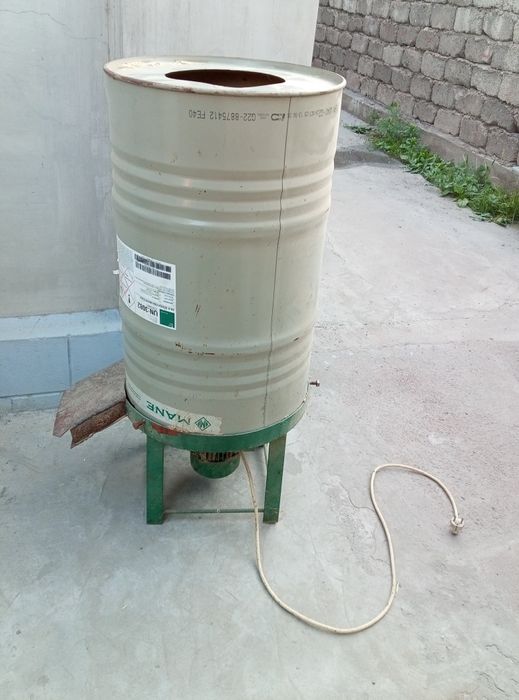 Продается дробилка 0,75кВт.