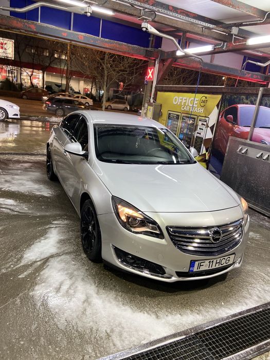 Opel Insignia 2015 4x4 163Cp 2.0