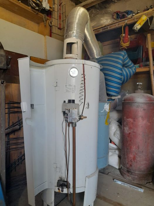 Продам газовую печь