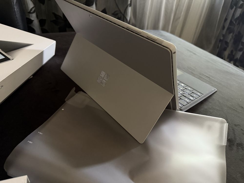 Vand Tableta Microsoft Surface Pro 7+