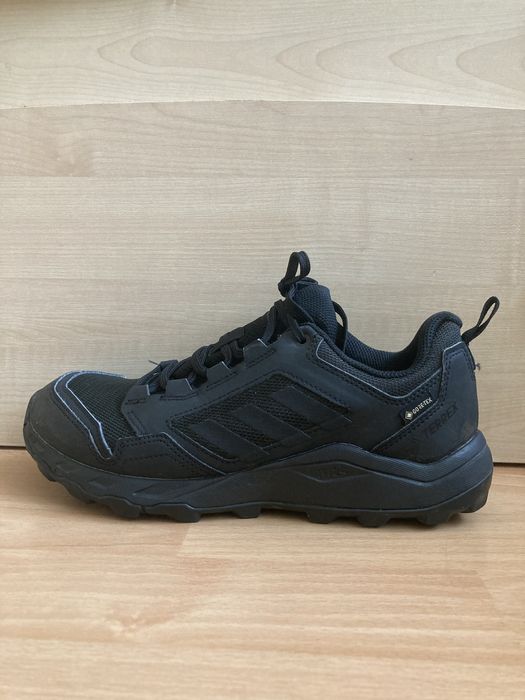 Adidas Terrrex номер 40