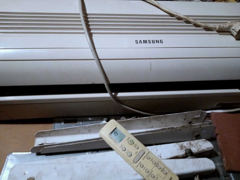 Clima Samsung demontata dar functionala
