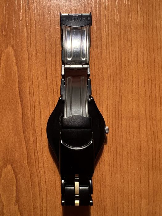 Ceas Swatch 007 Villain Collection