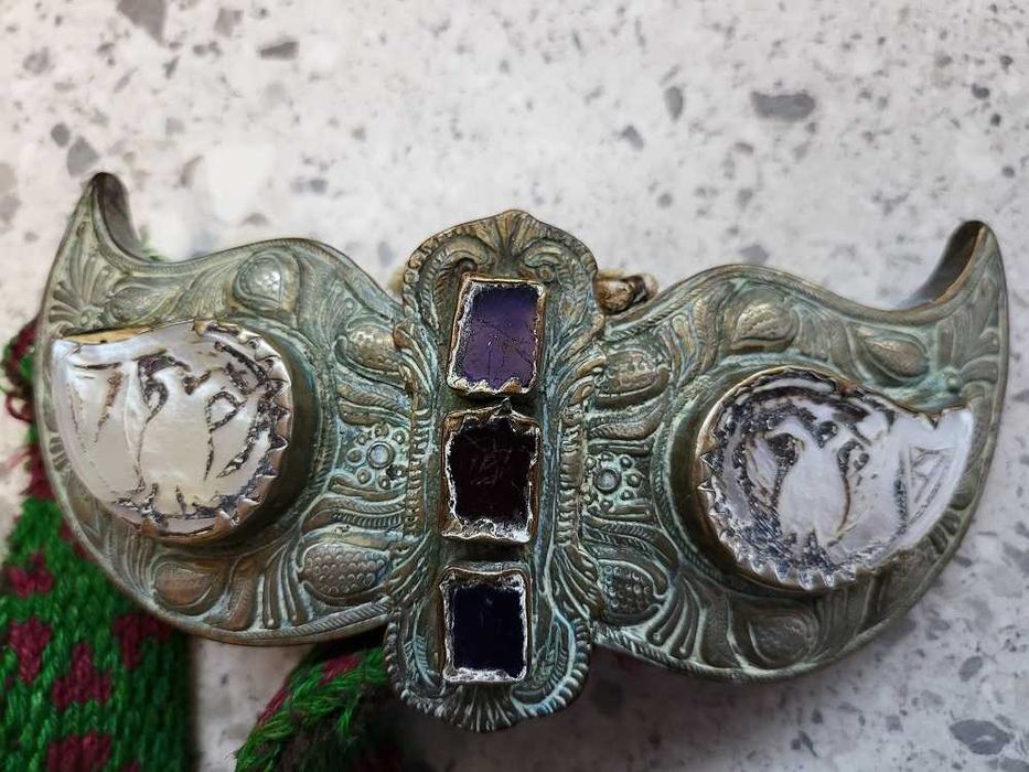 Седефена Пафта с коланче