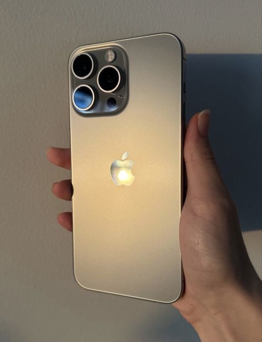 Iphone 15 pro max на 256gb