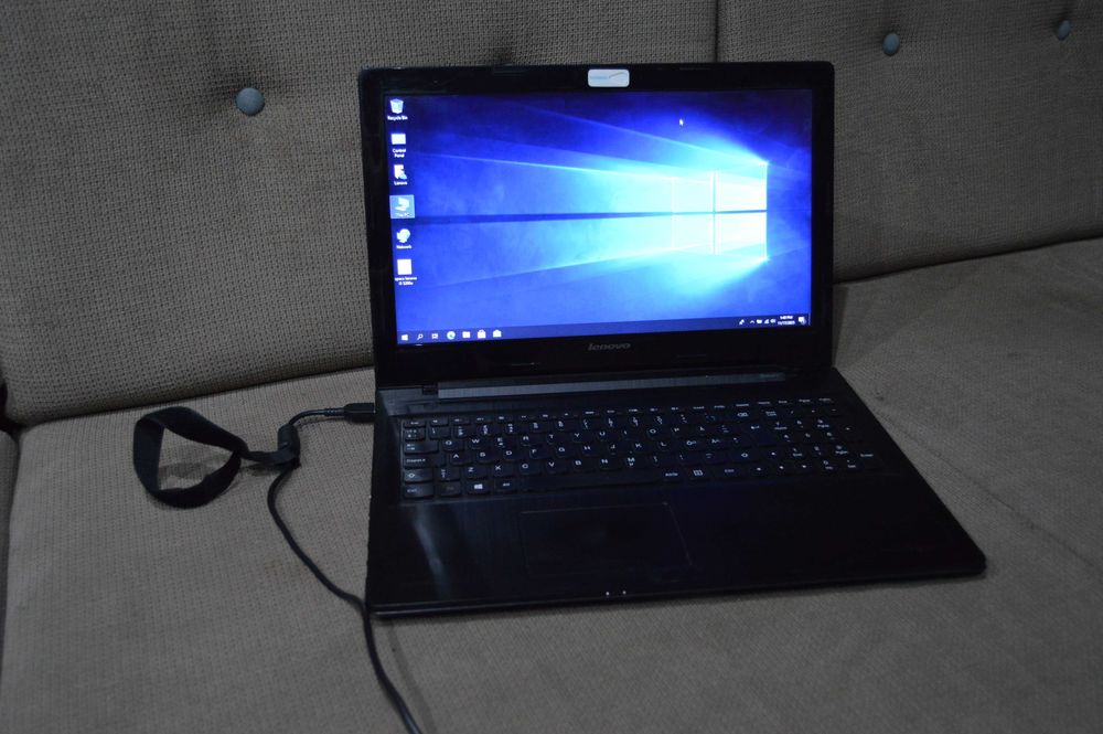 Laptop LENOVO G50-80 Model 80E5 i5-5200U, 8gb DDR3, 1tb