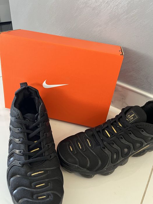 Обувки vapormax