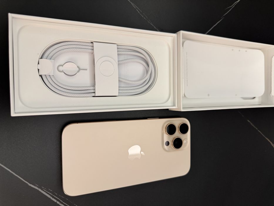 iPhone 16 Pro Max – 256 GB – Gold – pentru piese
