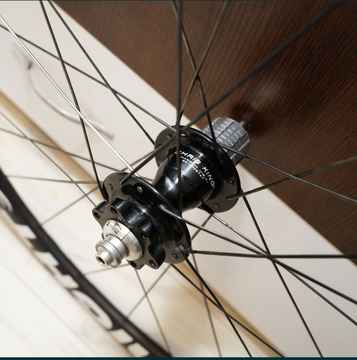 Roti Knight jante carbon butuci Chris King